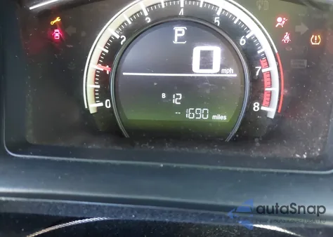 2016 Honda Civic Lx z USA, uszkodzony, nr VIN 19XFC2F59GE052857